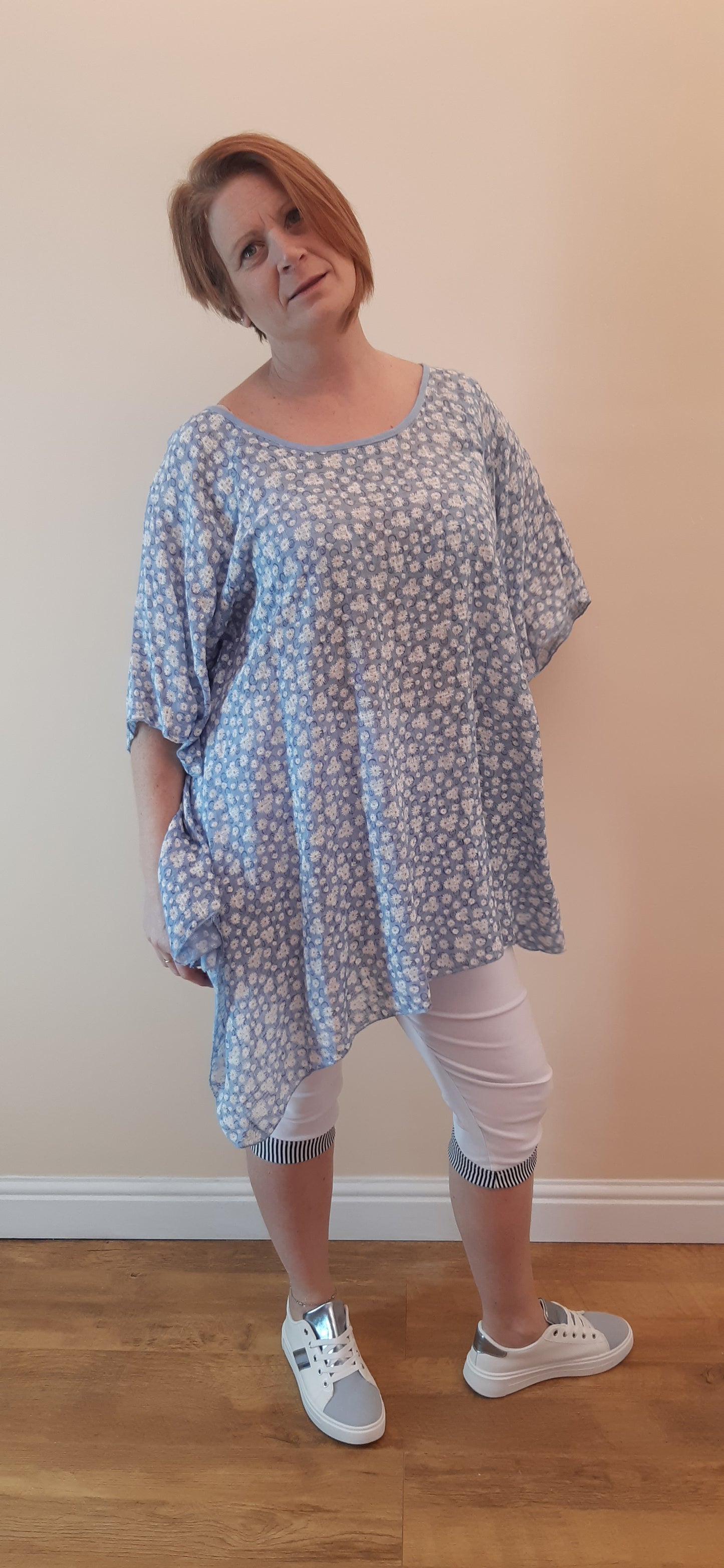 Loose Daisy Fit Top