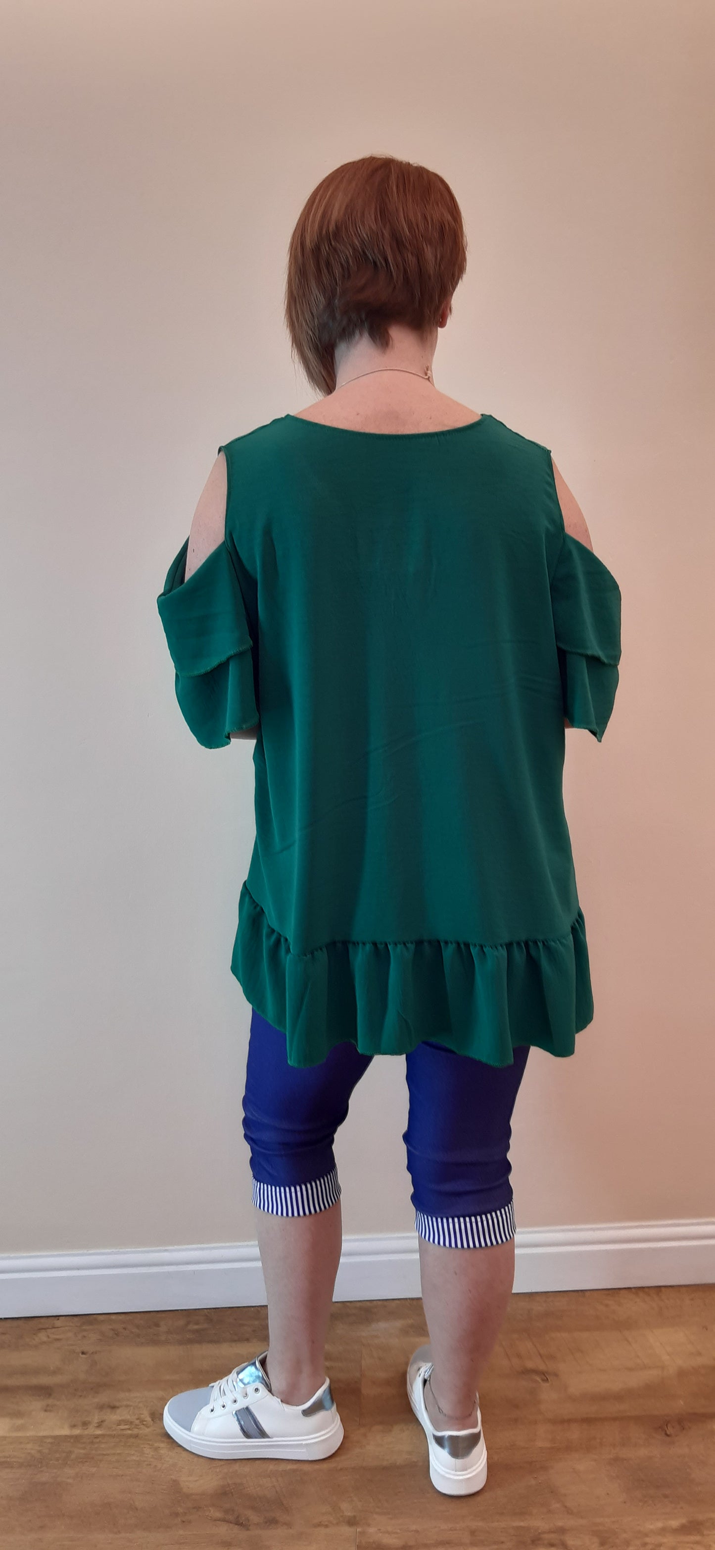 Cold Shoulder Frill Sleeve Top With Necklace
