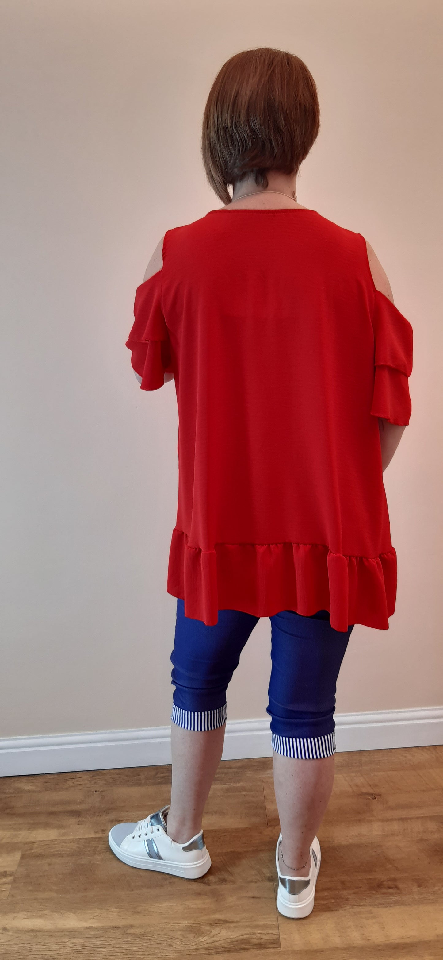 Cold Shoulder Frill Sleeve Top With Necklace