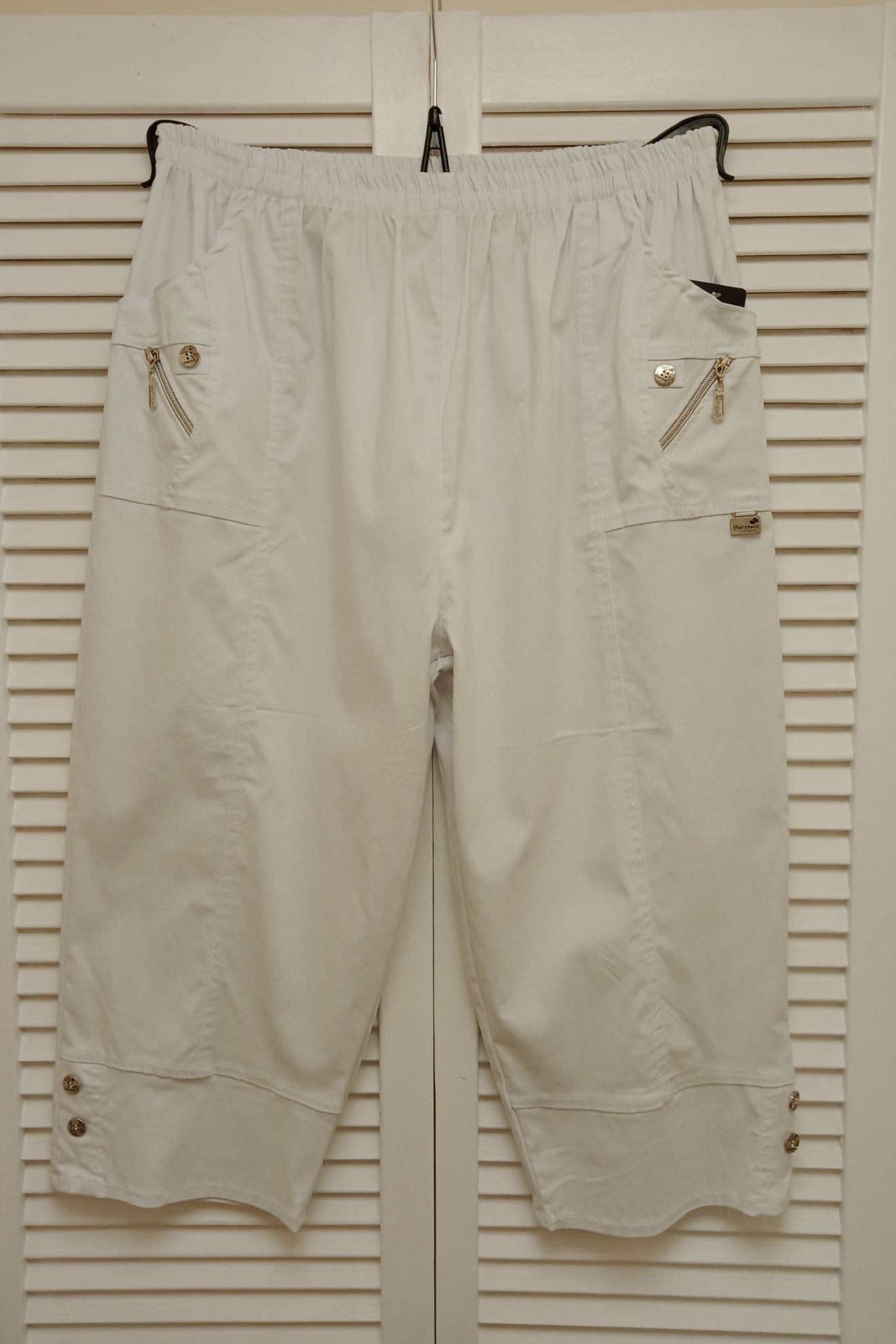 Cherry Berry 3/4 Trousers White