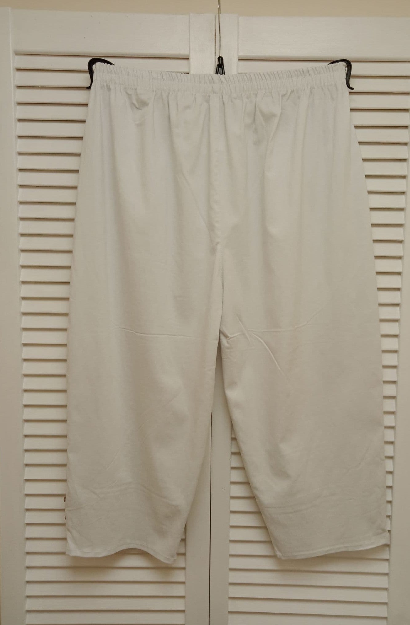 Cherry Berry 3/4 Trousers White
