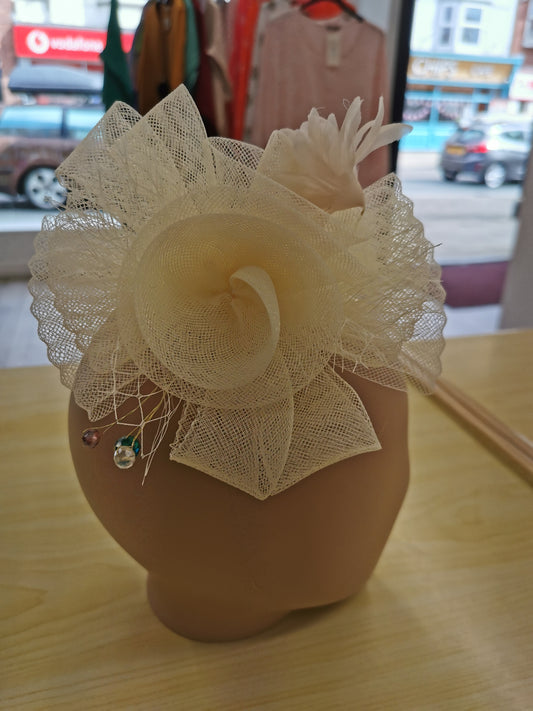 Mesh Flower Fascinator