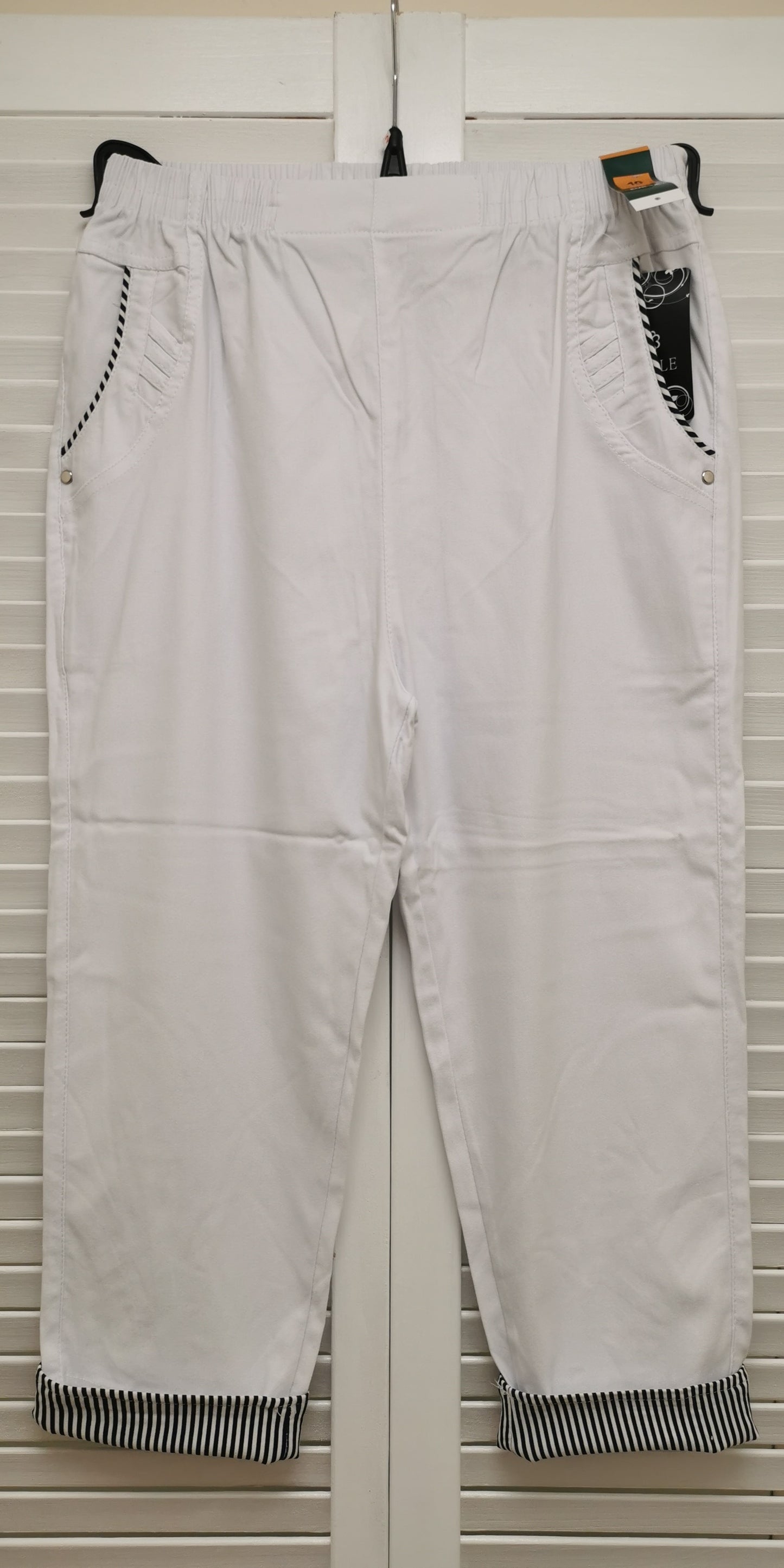 Cherry Berry 3/4 Trousers White