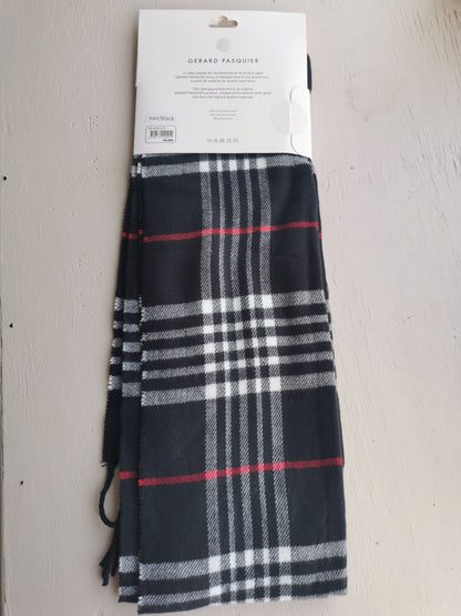 Gerard Pasquier Scarf
