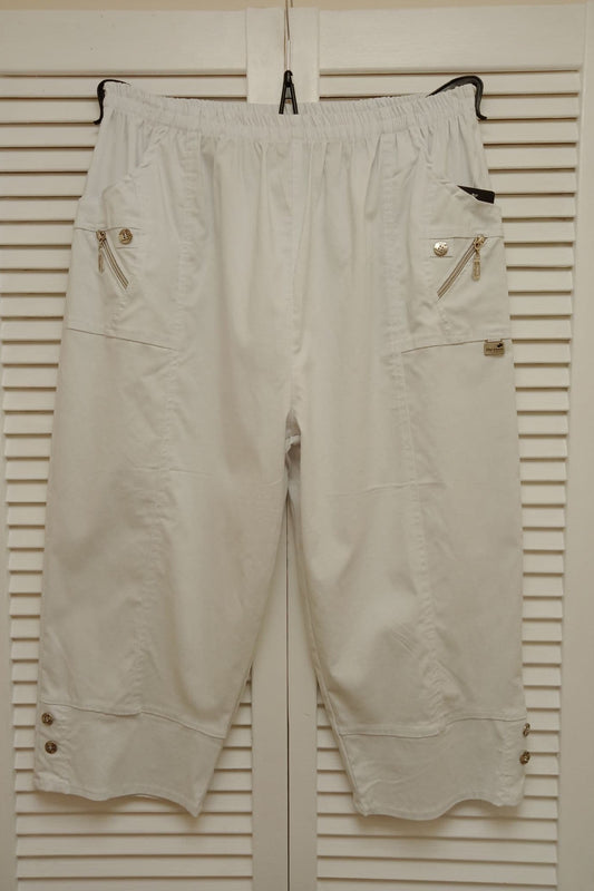 Cherry Berry 3/4  Trousers White